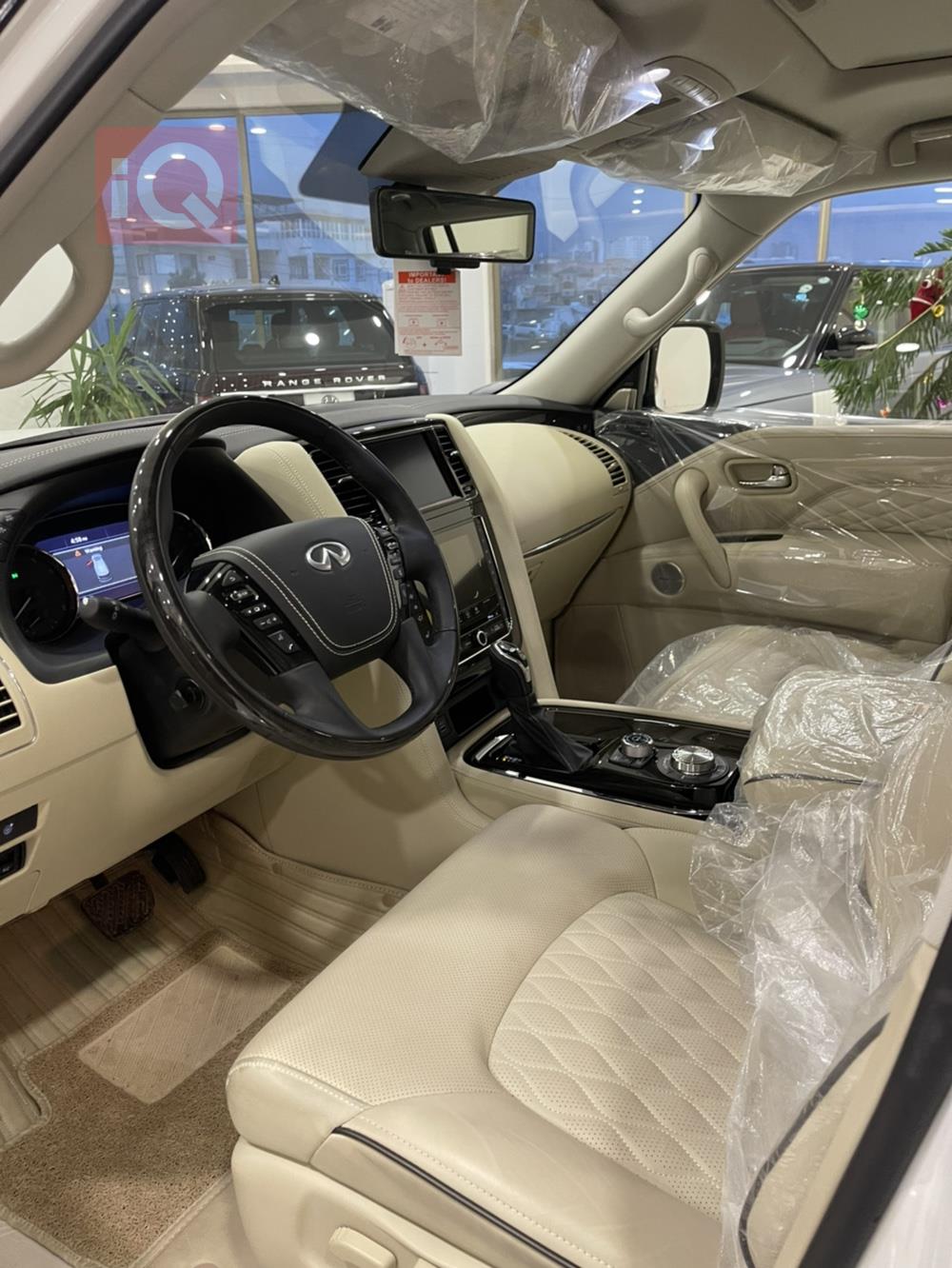 Infiniti QX80